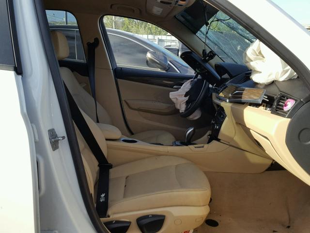 WBAVM1C50FVZ94505 - 2015 BMW X1 SDRIVE2 白色 照片 5