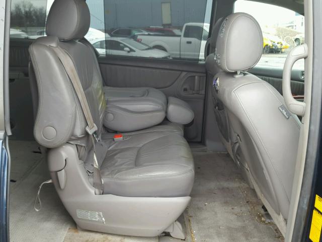 5TDBA22C15S036812 - 2005 TOYOTA SIENNA XLE BLUE photo 6