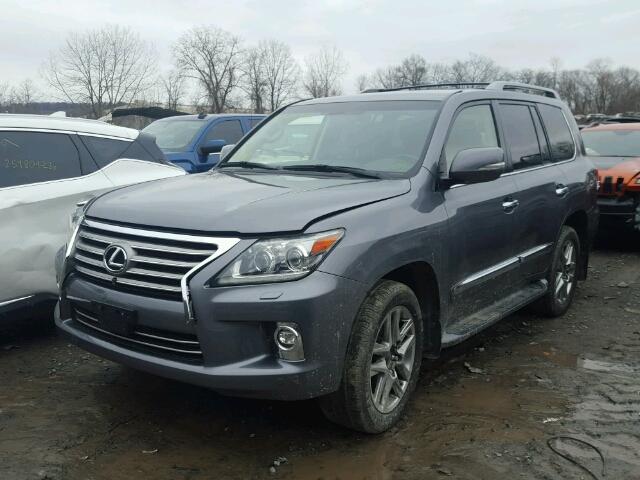 JTJHY7AX5E4132717 - 2014 LEXUS LX 570 GRAY photo 2