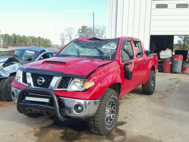 1N6AD07W06C422941 - 2006 NISSAN FRONTIER C RED photo 2