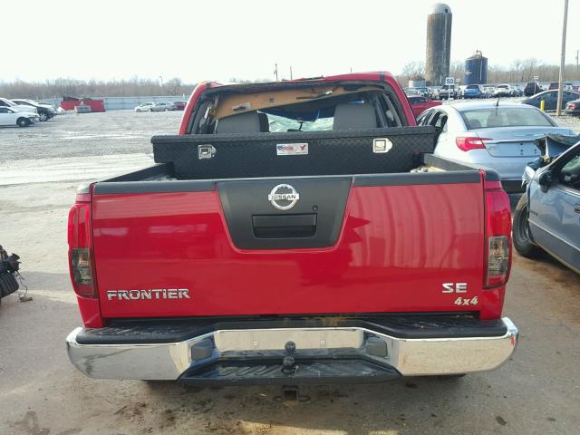 1N6AD07W06C422941 - 2006 NISSAN FRONTIER C RED photo 9