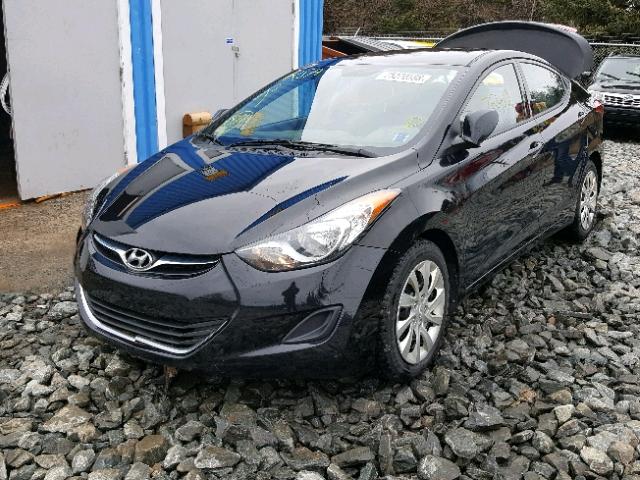 5NPDH4AE4DH381968 - 2013 HYUNDAI ELANTRA GL BLACK photo 2