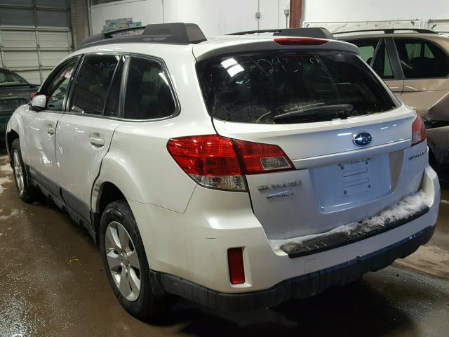 4S4BRCGC6A3342497 - 2010 SUBARU OUTBACK 2. WHITE photo 3