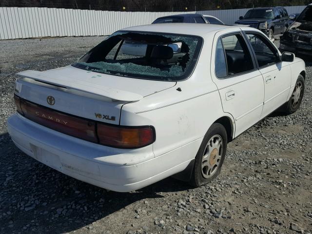 4T1VK13E8PU076724 - 1993 TOYOTA CAMRY XLE WHITE photo 4