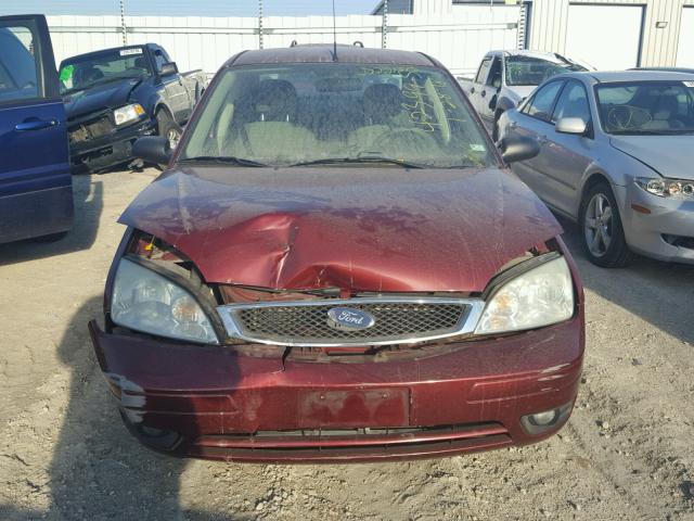 1FAHP34N97W179402 - 2007 FORD FOCUS ZX4 BURGUNDY photo 7