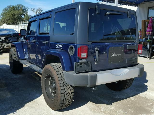 1C4BJWEG3DL548996 - 2013 JEEP WRANGLER U BLUE photo 3