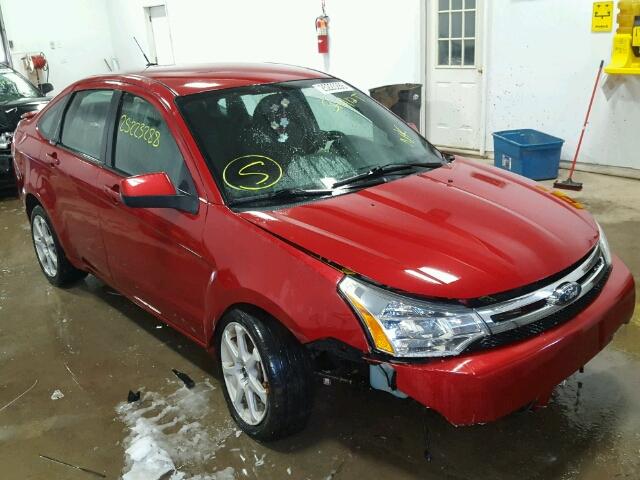 1FAHP36N89W159268 - 2009 FORD FOCUS SES RED photo 1