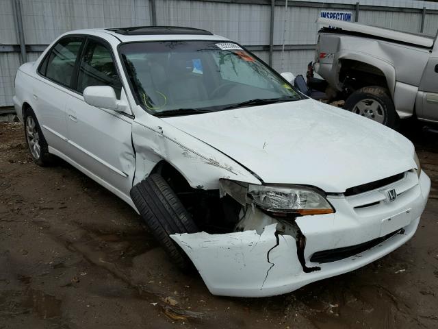 1HGCG1657YA101013 - 2000 HONDA ACCORD EX WHITE photo 1