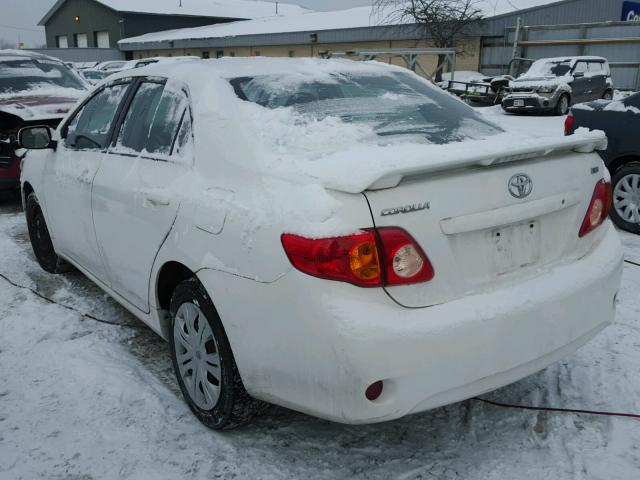 1NXBU40E99Z018661 - 2009 TOYOTA COROLLA BA WHITE photo 3