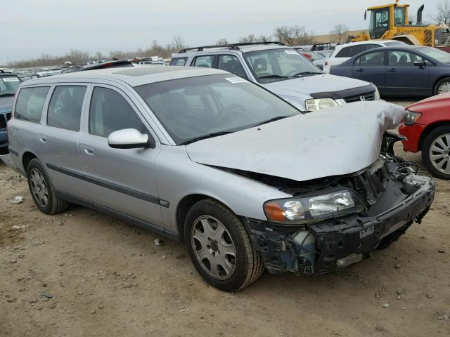 YV1SW53D921179908 - 2002 VOLVO V70 T5 TUR SILVER photo 1