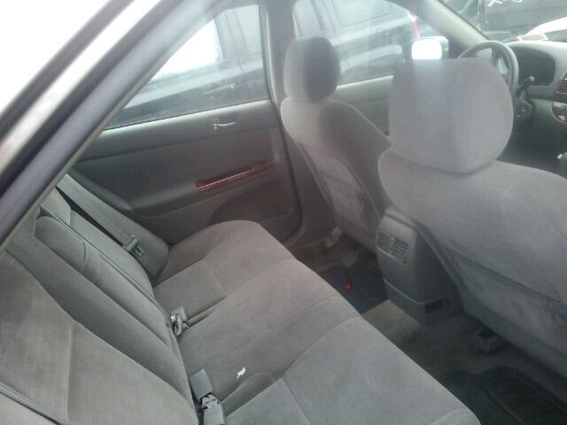 JTDBE30K063041619 - 2006 TOYOTA CAMRY LE GRAY photo 6