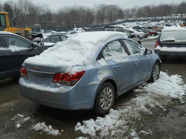 1G1PC5SHXB7272662 - 2011 CHEVROLET CRUZE LS BLUE photo 4