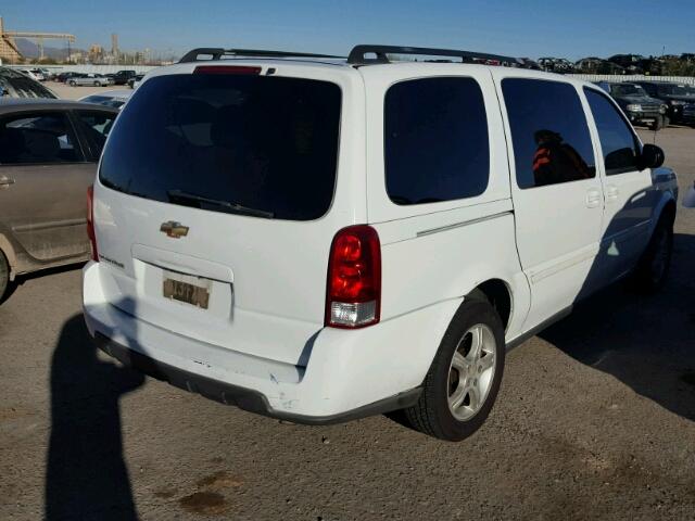 1GNDV23L25D306905 - 2005 CHEVROLET UPLANDER L WHITE photo 4