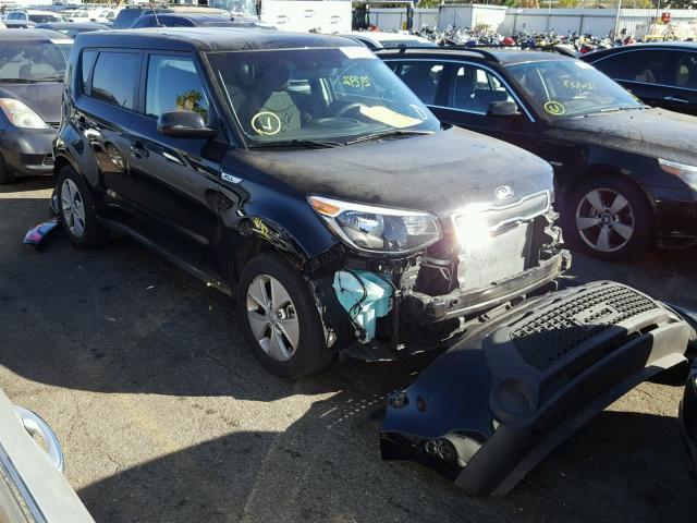 KNDJN2A27G7389884 - 2016 KIA SOUL BLACK photo 1