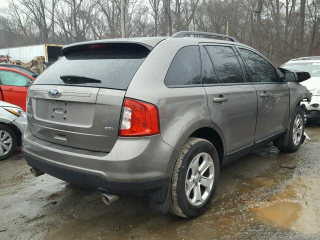 2FMDK3JC2DBC52788 - 2013 FORD EDGE SEL GRAY photo 4