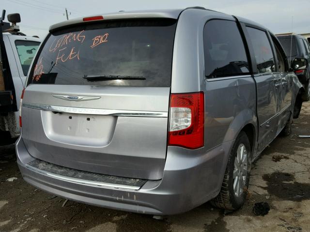 2C4RC1BG1DR547952 - 2013 CHRYSLER TOWN & COU SILVER photo 4