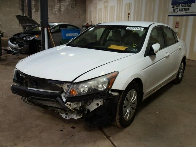 1HGCP26369A114440 - 2009 HONDA ACCORD LX WHITE photo 2