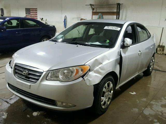 KMHDU46D49U761235 - 2009 HYUNDAI ELANTRA GL SILVER photo 2