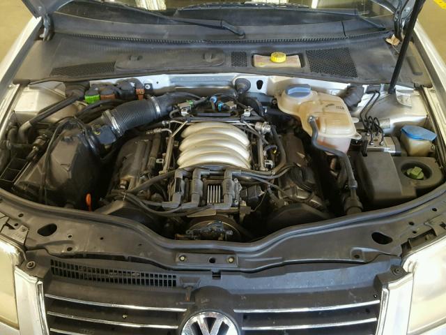 WVWTH63B62P225054 - 2002 VOLKSWAGEN PASSAT GLX BLUE photo 7