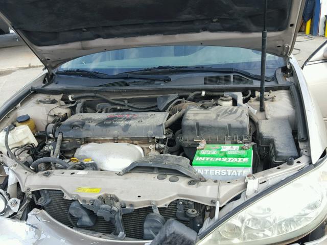 4T1BE32K35U627748 - 2005 TOYOTA CAMRY LE TAN photo 7