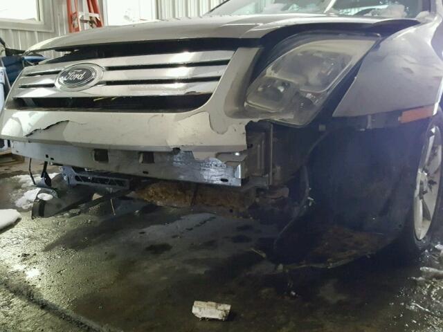 3FAHP01168R150086 - 2008 FORD FUSION SE GRAY photo 9