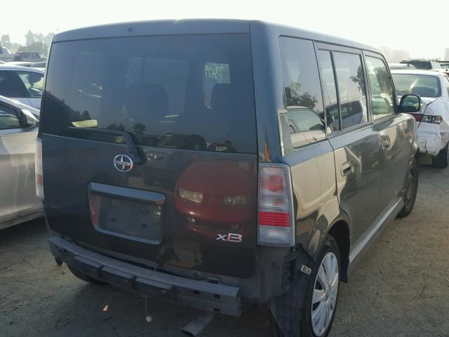 JTLKT334740131548 - 2004 TOYOTA SCION XB GRAY photo 4