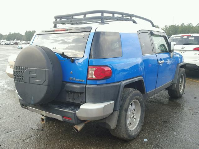 JTEZU11F070003992 - 2007 TOYOTA FJ CRUISER BLUE photo 4