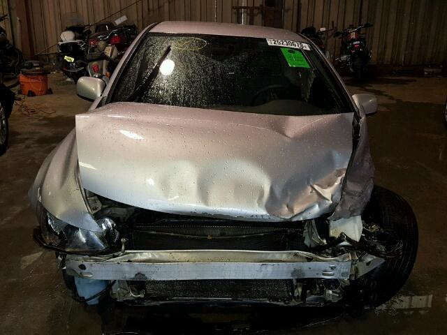 2HGFG12699H511746 - 2009 HONDA CIVIC LX SILVER photo 9