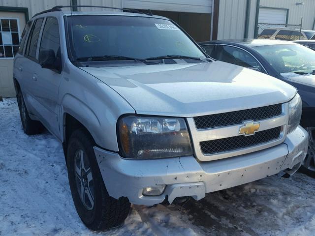 1GNDT33S292131818 - 2009 CHEVROLET TRAILBLAZE SILVER photo 1