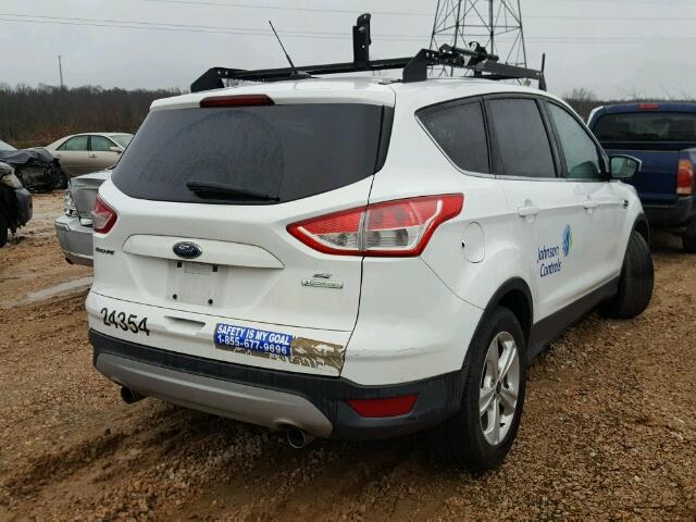 1FMCU0GXXDUC63076 - 2013 FORD ESCAPE SE WHITE photo 4