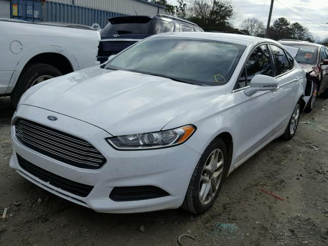 3FA6P0H71GR262245 - 2016 FORD FUSION SE WHITE photo 2