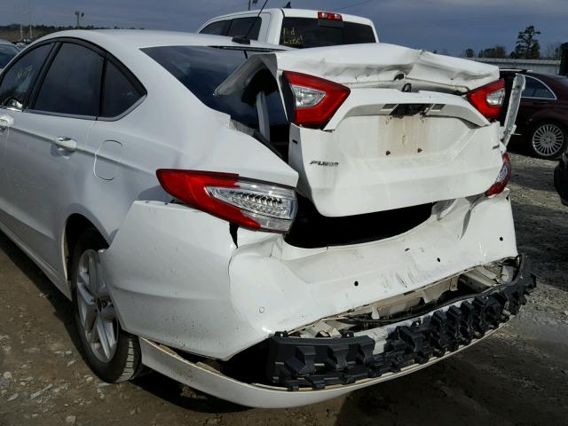 3FA6P0H71GR262245 - 2016 FORD FUSION SE WHITE photo 9