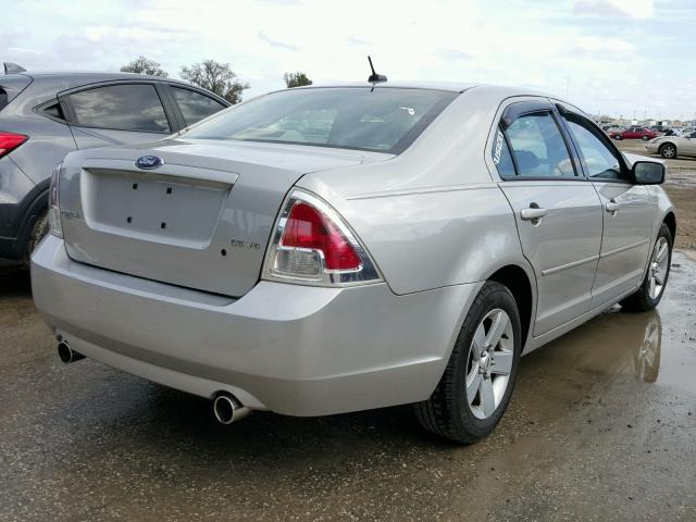 3FAHP07147R186462 - 2007 FORD FUSION SE SILVER photo 4