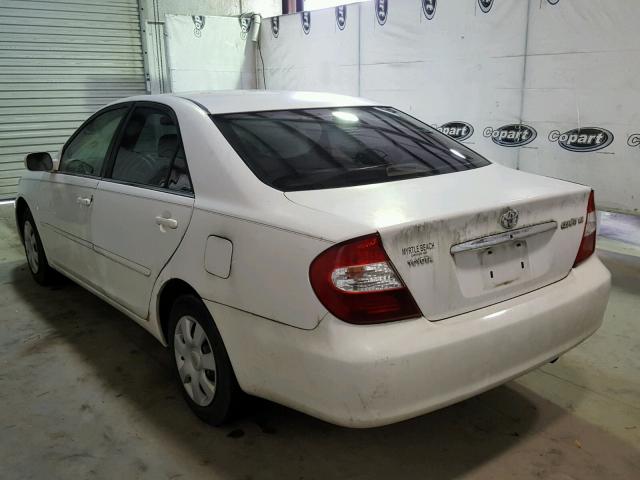 4T1BE32K13U139475 - 2003 TOYOTA CAMRY LE WHITE photo 3