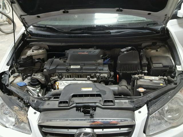 KMHDU46D68U275167 - 2008 HYUNDAI ELANTRA GL WHITE photo 7