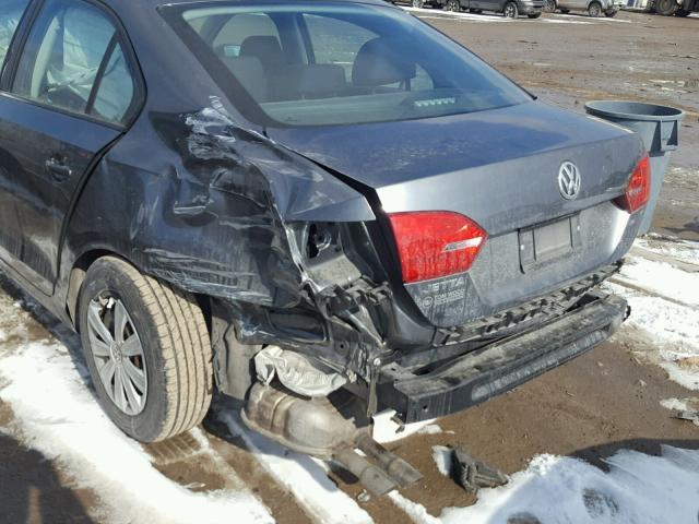 3VW2K7AJ2CM421137 - 2012 VOLKSWAGEN JETTA BASE ნაცრისფერი ფოტო 9