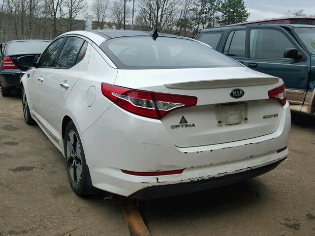 KNAGM4AD0D5055274 - 2013 KIA OPTIMA HYB WHITE photo 3