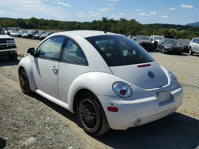 3VWBC21C5YM454688 - 2000 VOLKSWAGEN NEW BEETLE WHITE photo 3