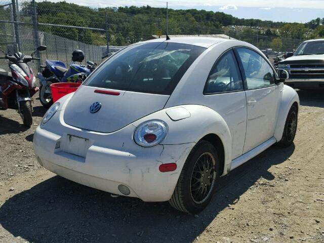 3VWBC21C5YM454688 - 2000 VOLKSWAGEN NEW BEETLE თეთრი ფოტო 4