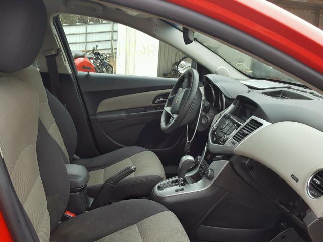 1G1PA5SH3E7449627 - 2014 CHEVROLET CRUZE LS RED photo 5