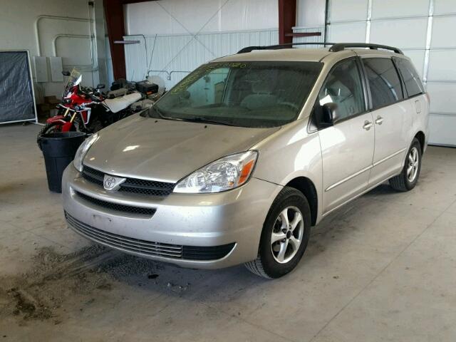 5TDZA23C34S026438 - 2004 TOYOTA SIENNA CE GRAY photo 2