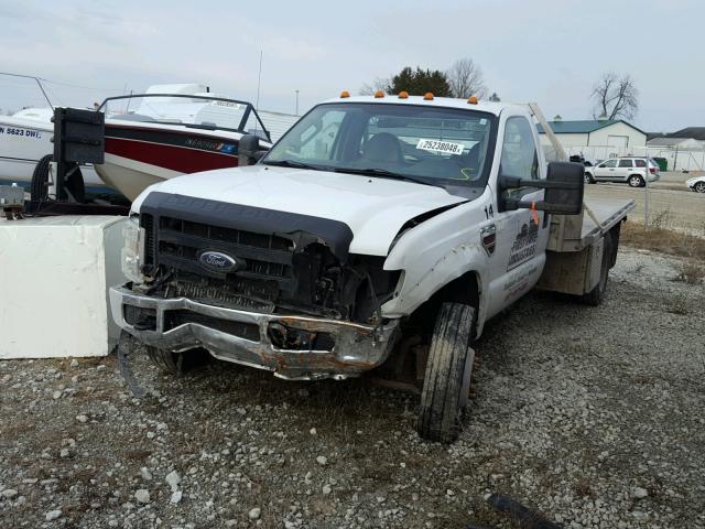 1FDXF46RX8EC11114 - 2008 FORD F450 SUPER WHITE photo 2