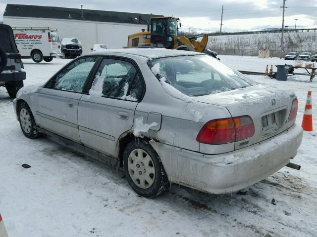 2HGEJ6618YH565269 - 2000 HONDA CIVIC BASE SILVER photo 3