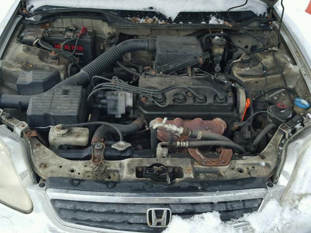 2HGEJ6618YH565269 - 2000 HONDA CIVIC BASE SILVER photo 7