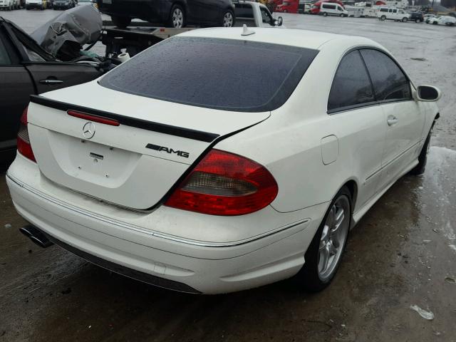 WDBTJ72H78F252972 - 2008 MERCEDES-BENZ CLK 550 WHITE photo 4