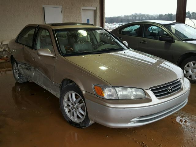 JT2BF22K910315701 - 2001 TOYOTA CAMRY CE GOLD photo 1