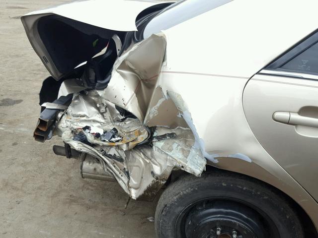 4T1BE32K64U926472 - 2004 TOYOTA CAMRY LE 棕色 照片 9