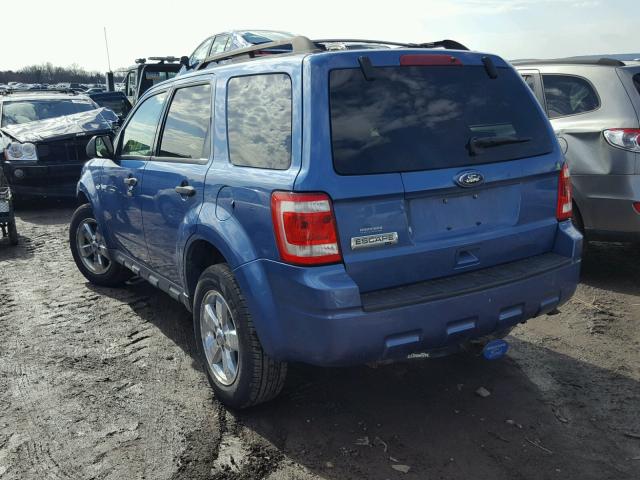 1FMCU9D71AKA69830 - 2010 FORD ESCAPE XLT BLUE photo 3