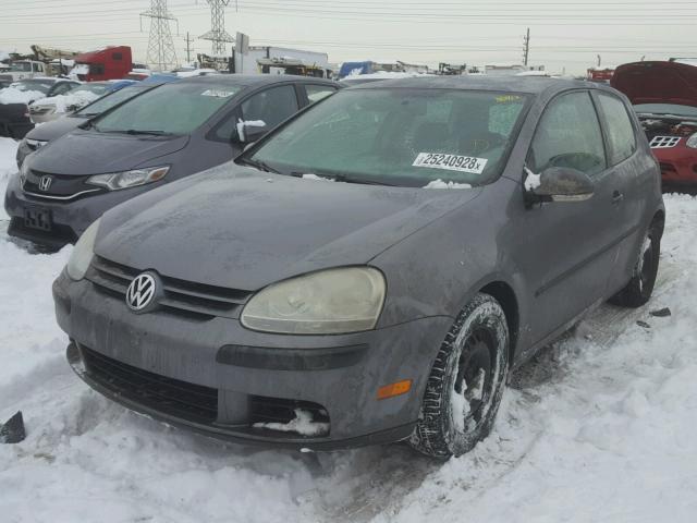 WVWBA71K79W050189 - 2009 VOLKSWAGEN RABBIT GRAY photo 2