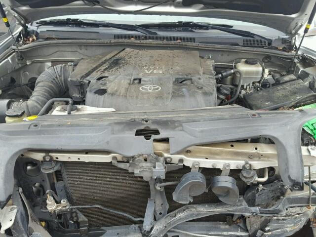 JTEZU14R778085808 - 2007 TOYOTA 4RUNNER SR SILVER photo 7